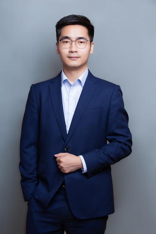 卓楼泰 商务拓展总监